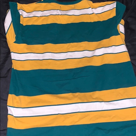 shirt - Picture 3 of 3